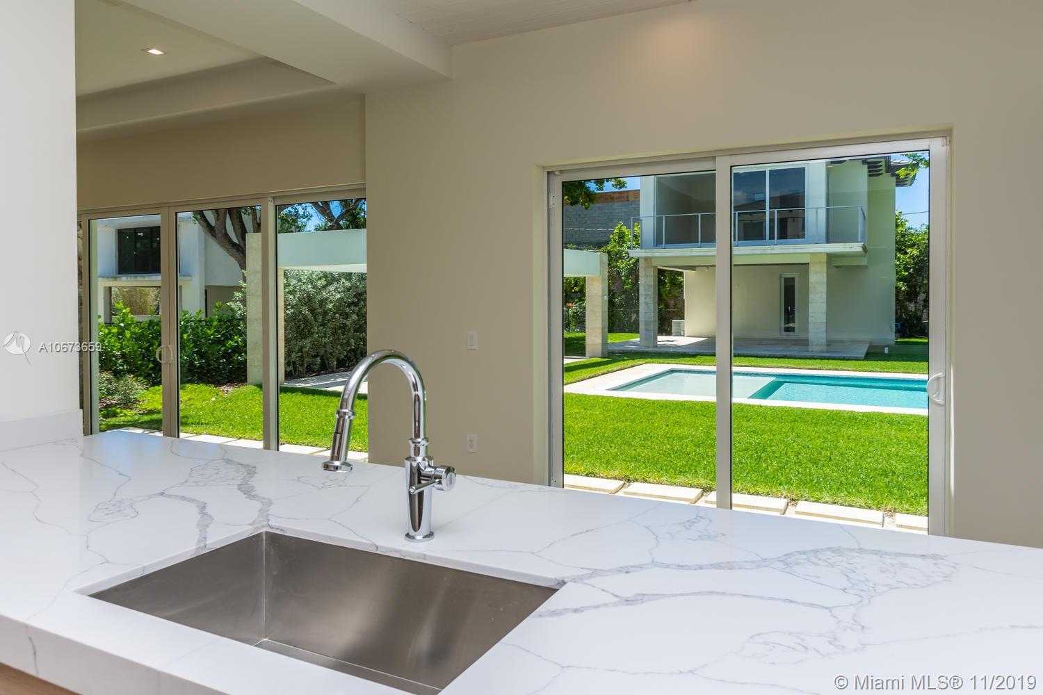 GRANADA PARK AMD - Residential