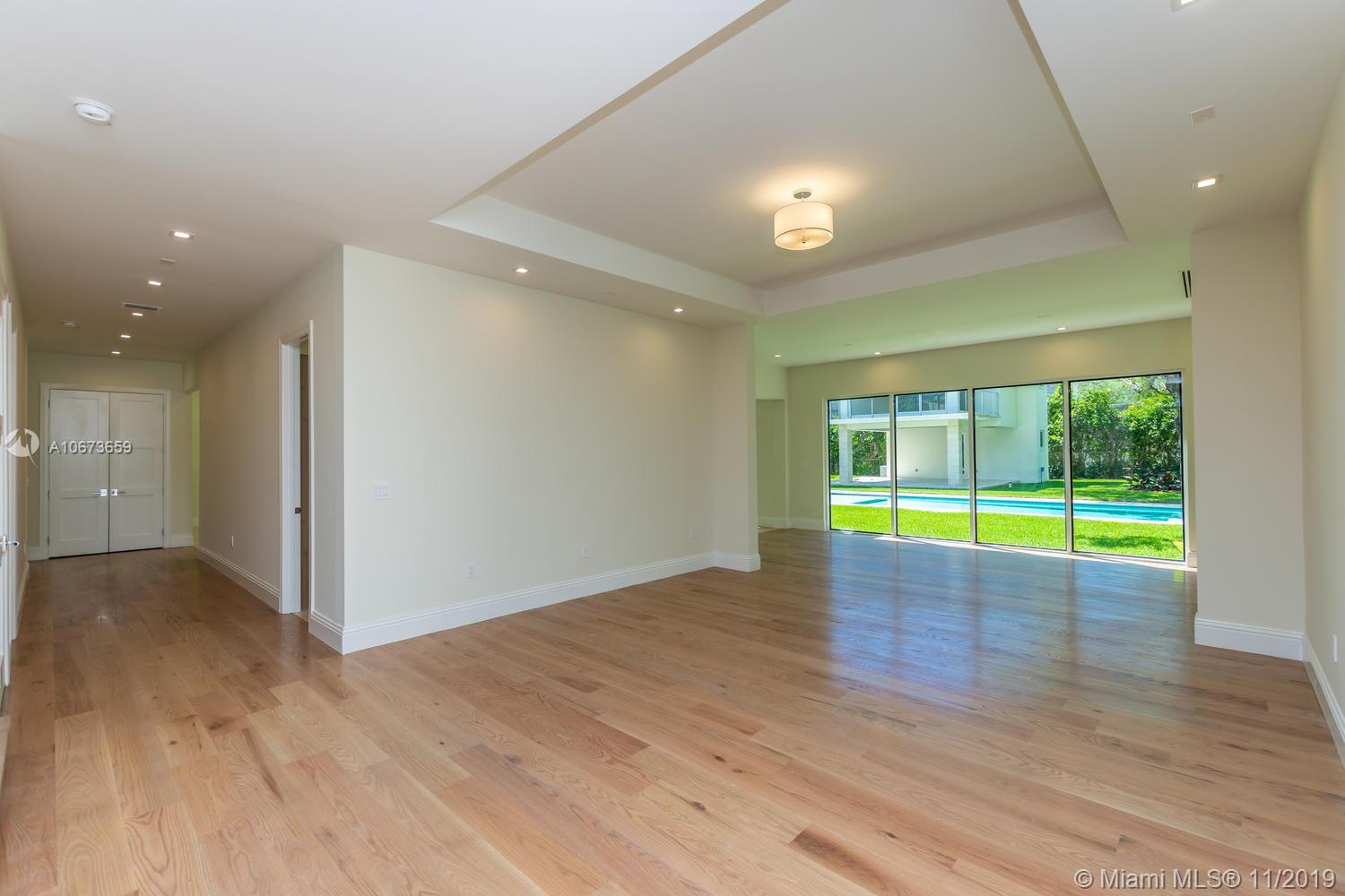 GRANADA PARK AMD - Residential