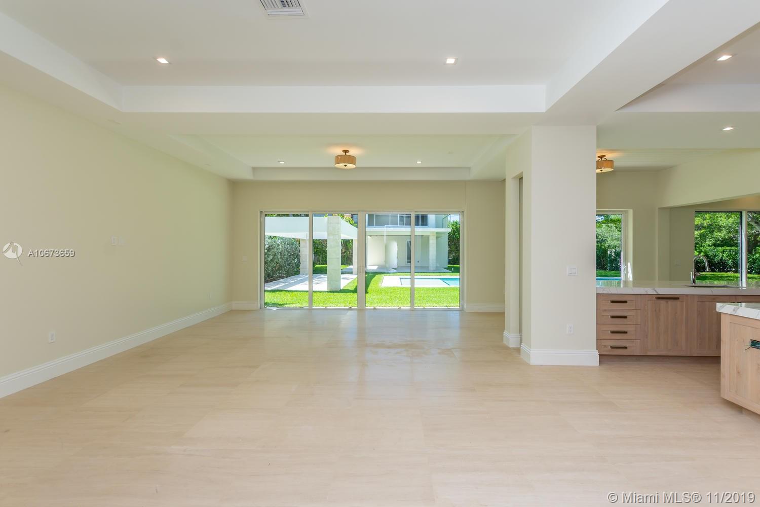 GRANADA PARK AMD - Residential