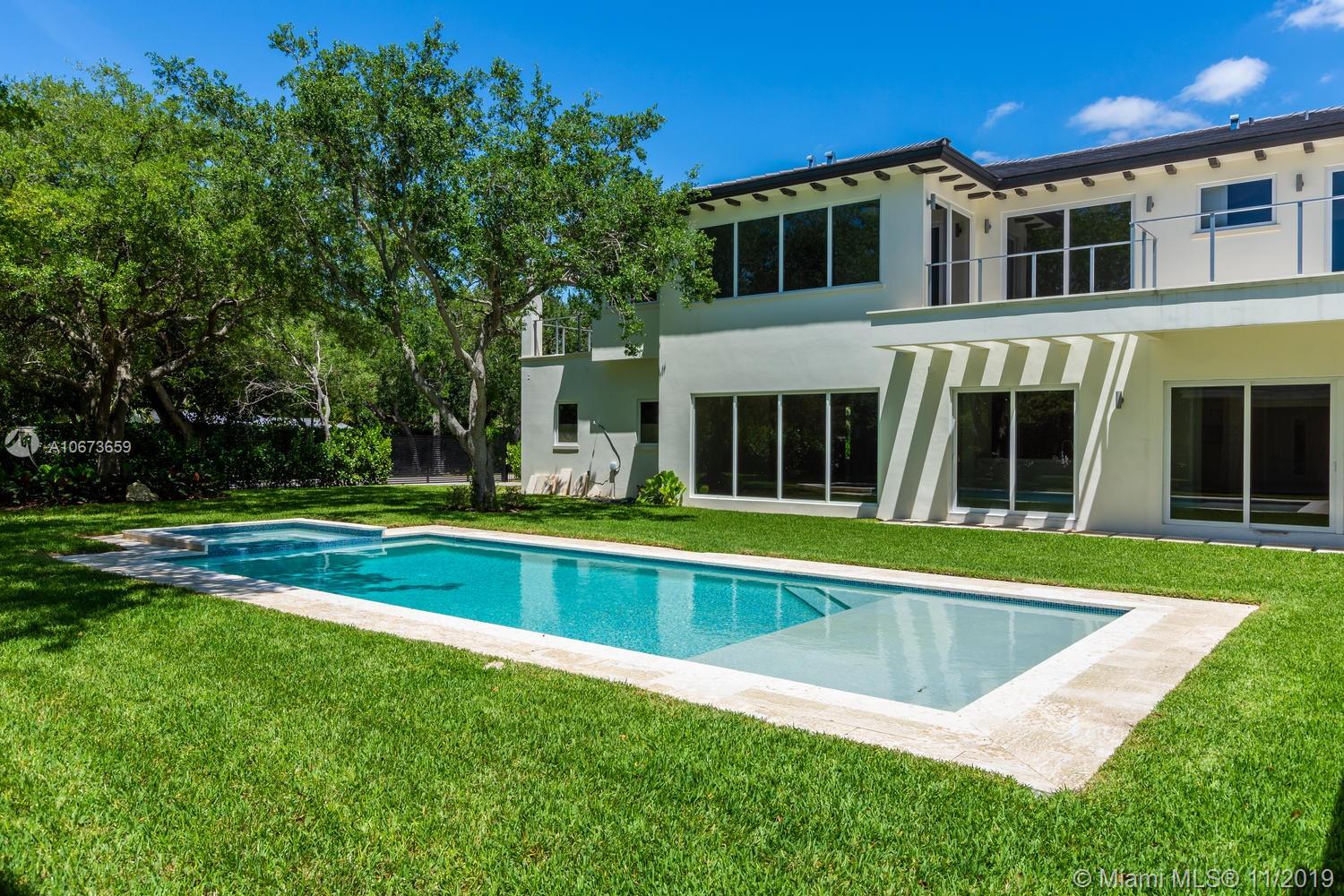 GRANADA PARK AMD - Residential