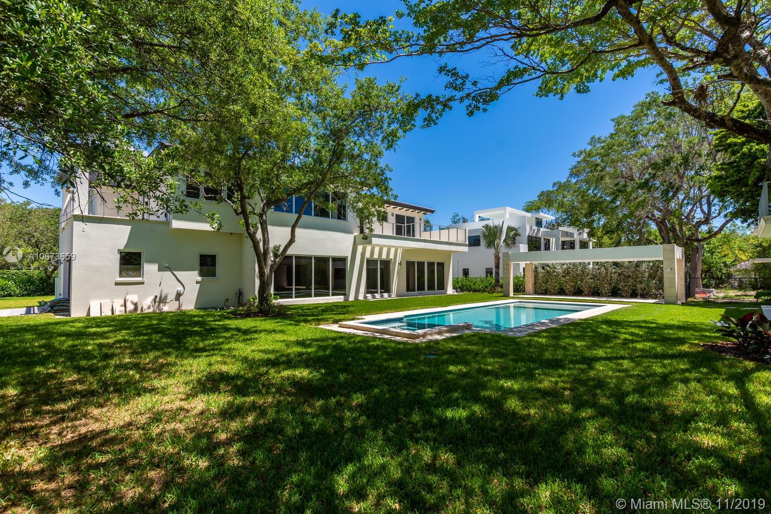 GRANADA PARK AMD - Residential