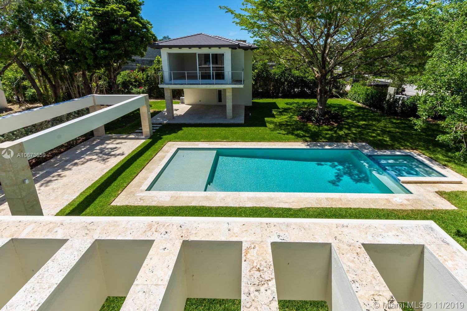 GRANADA PARK AMD - Residential