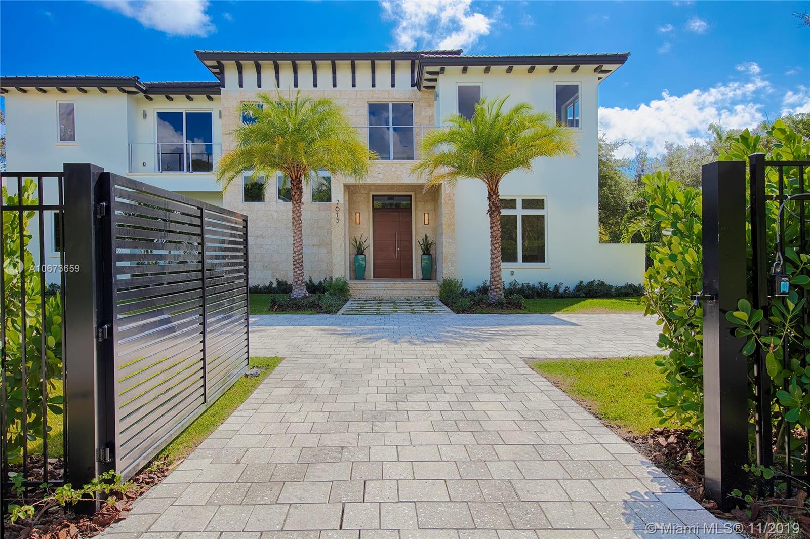 GRANADA PARK AMD - Residential