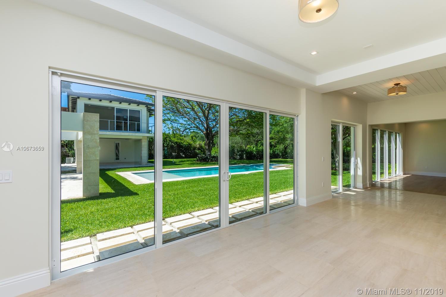 GRANADA PARK AMD - Residential