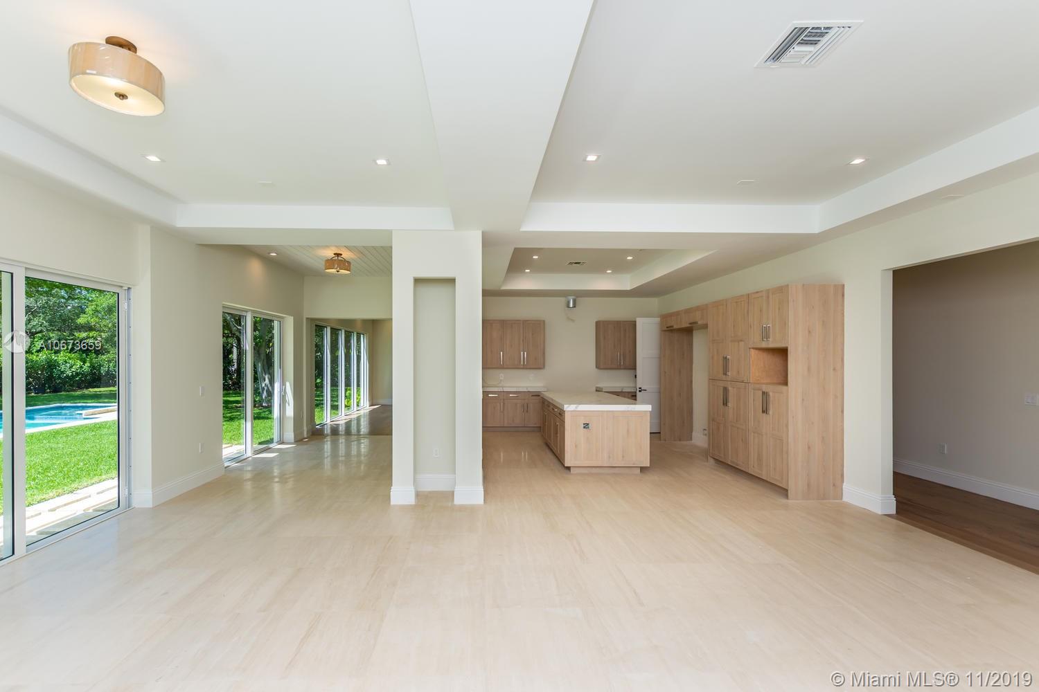 GRANADA PARK AMD - Residential