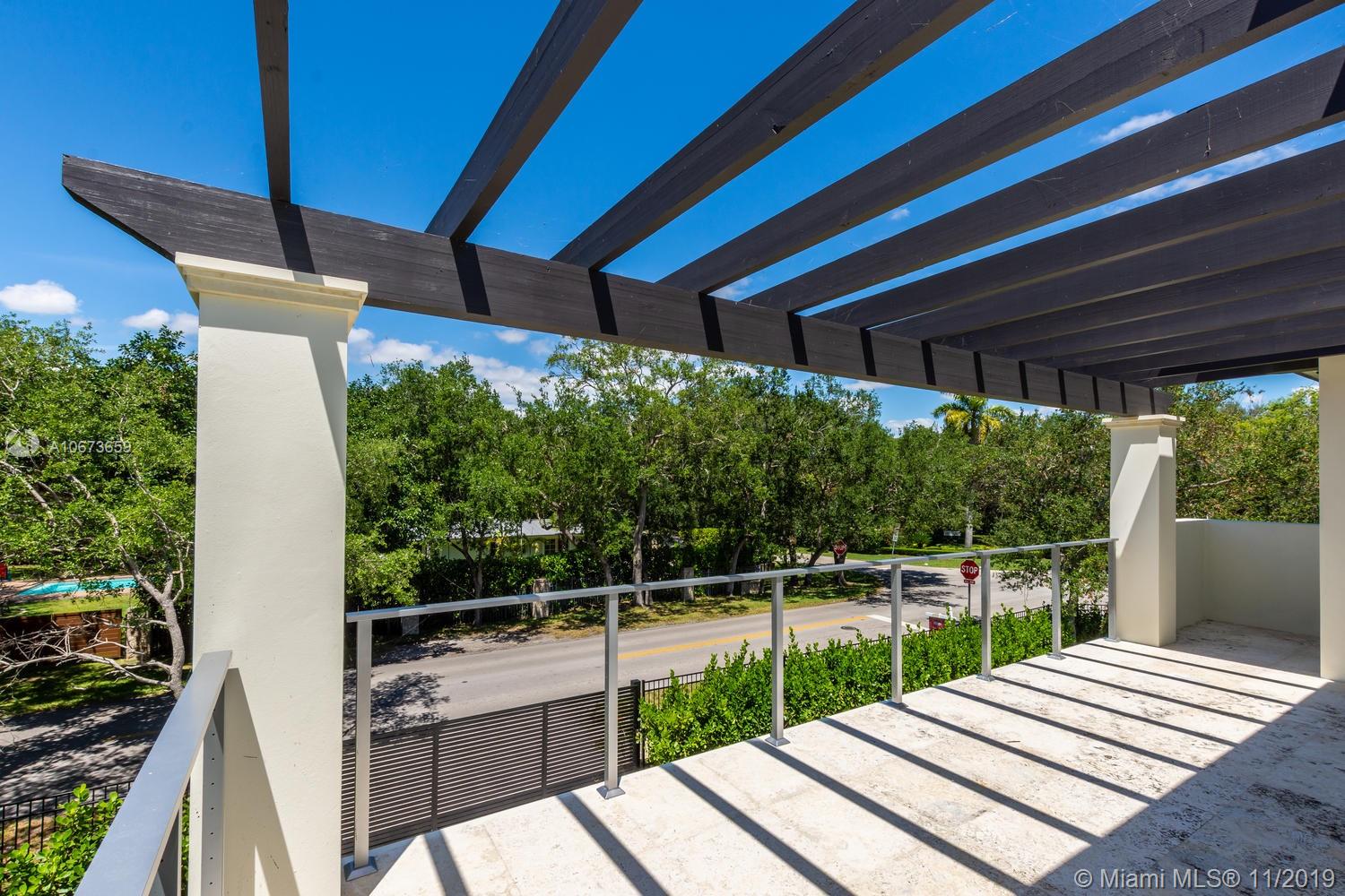 GRANADA PARK AMD - Residential