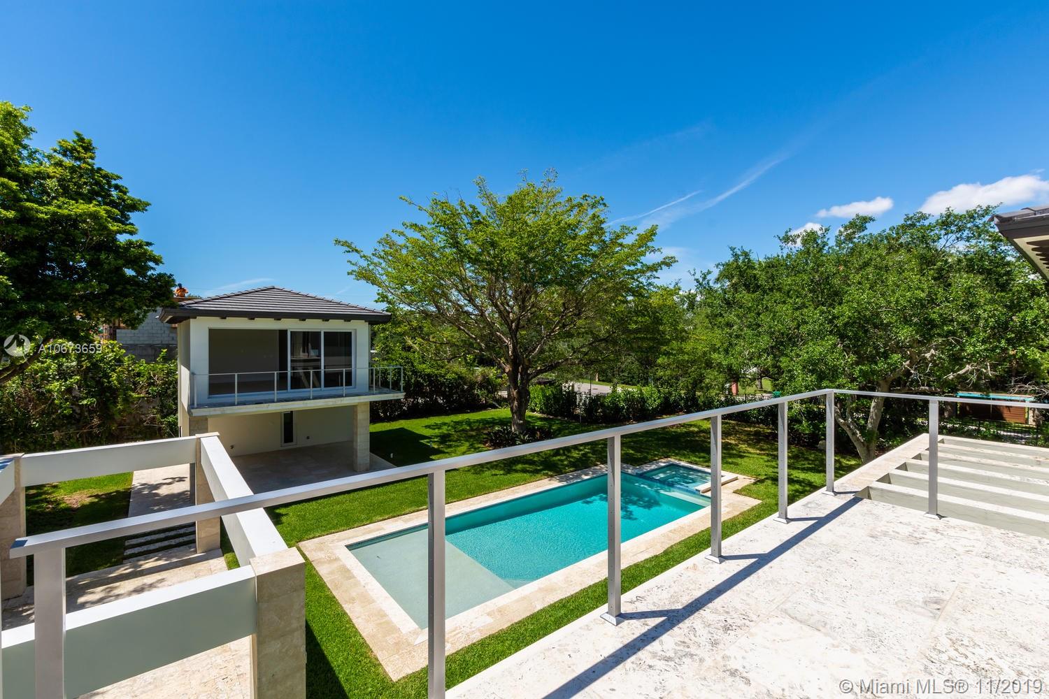 GRANADA PARK AMD - Residential