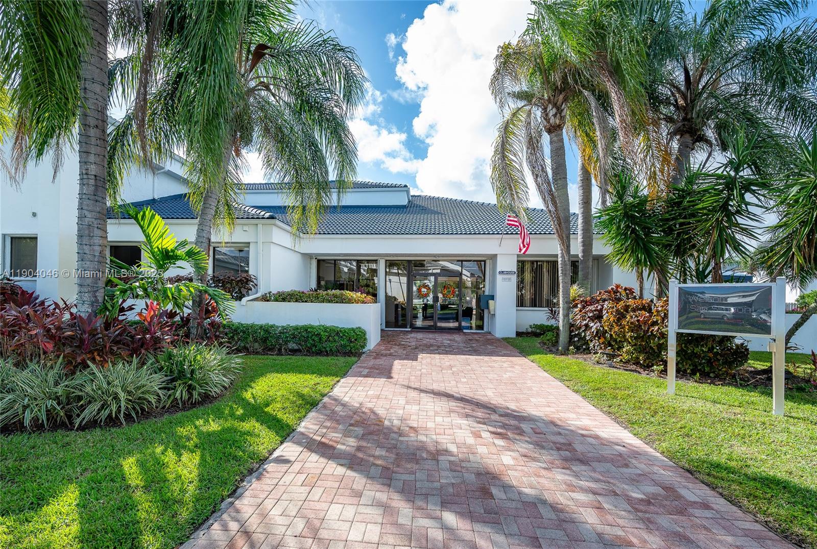 SAN SIMEON HOMES - Residential