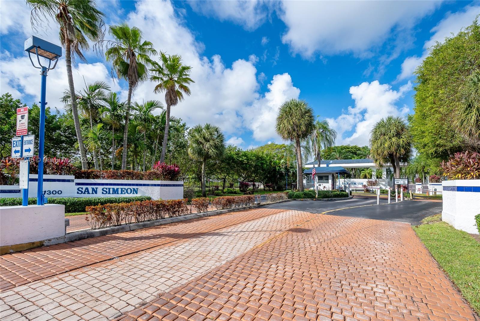 SAN SIMEON HOMES - Residential