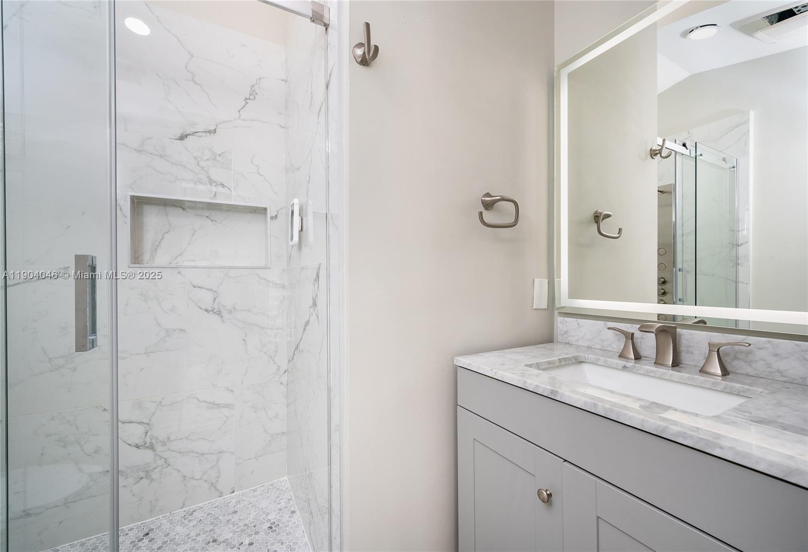 SAN SIMEON HOMES - Residential