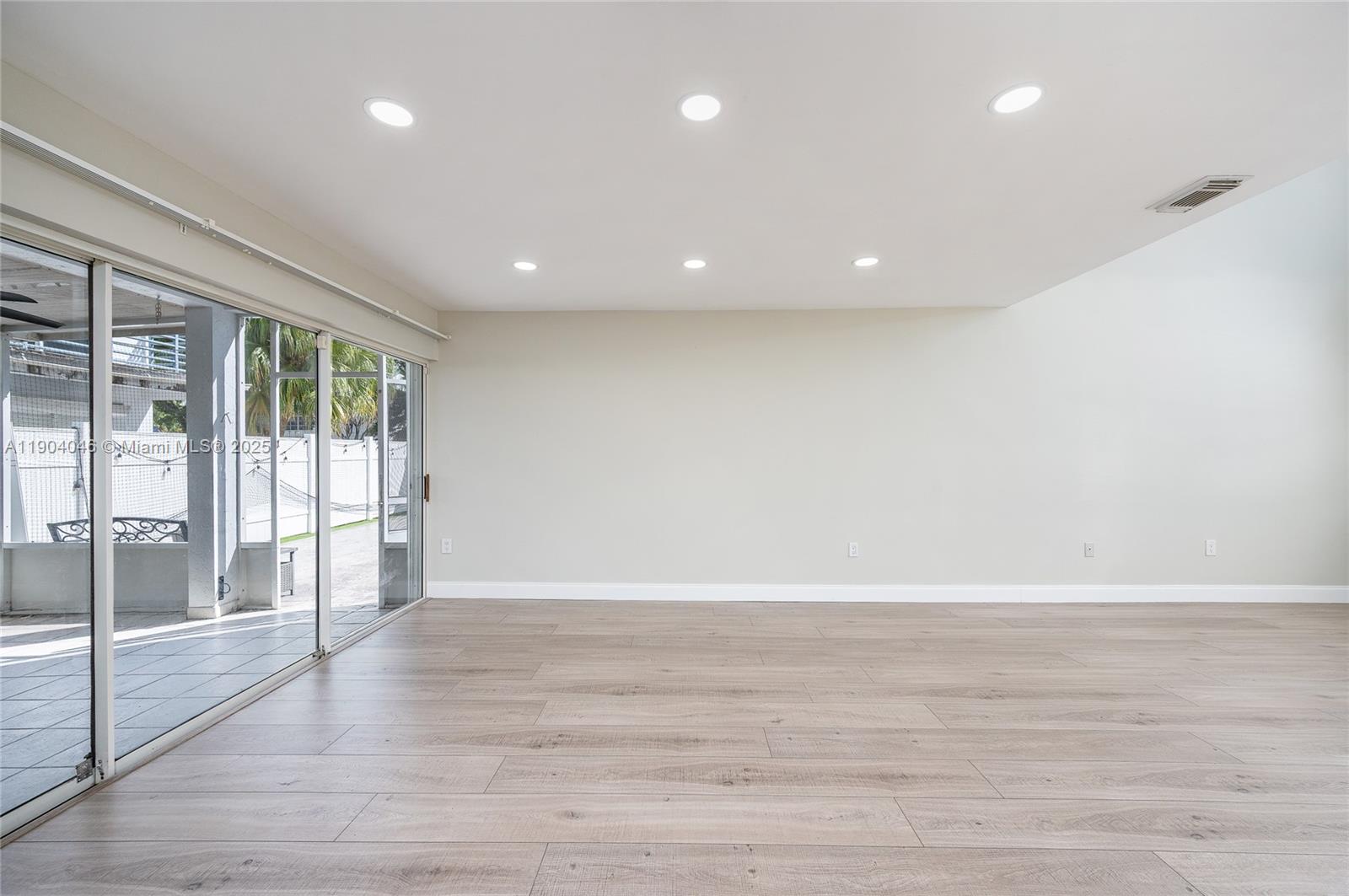 SAN SIMEON HOMES - Residential