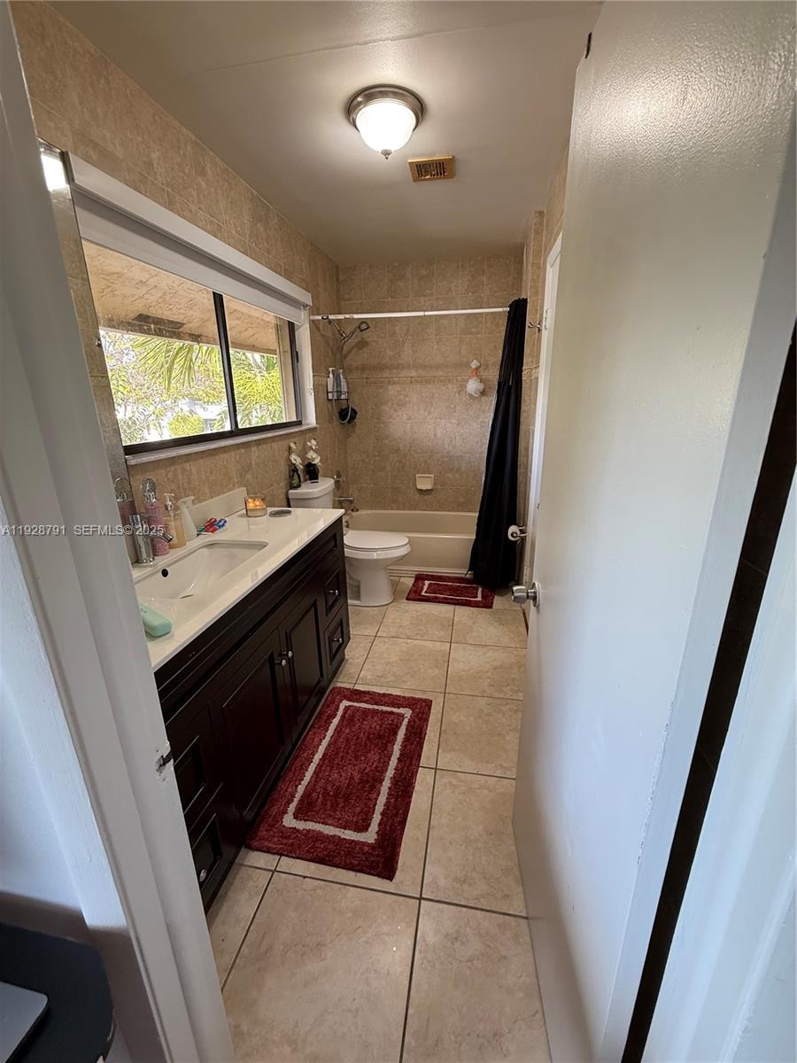 HAMMOCKS SEC 2 - Residential