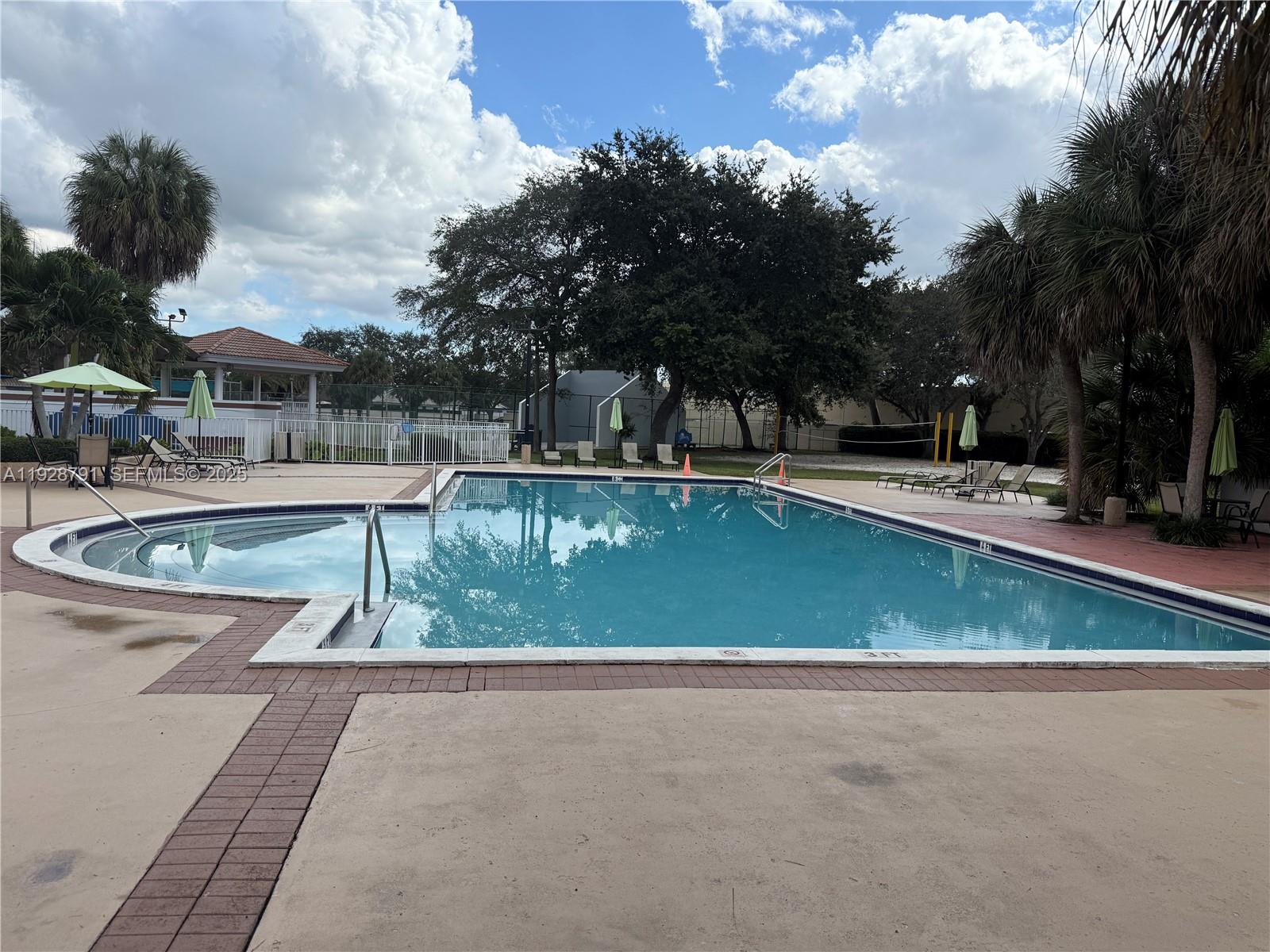 HAMMOCKS SEC 2 - Residential