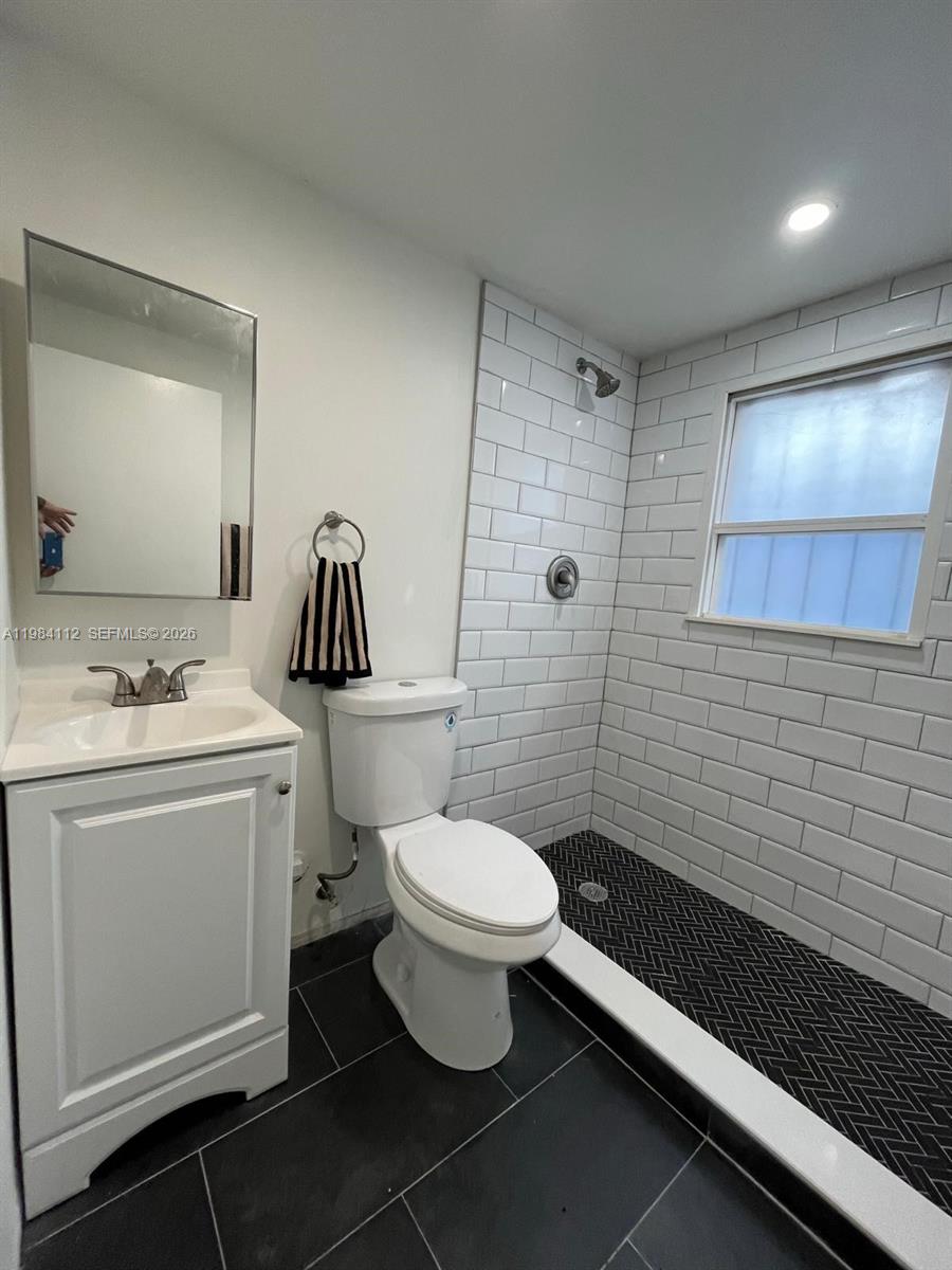 ALICE BLADWIN ET AL SUB - Residential Lease