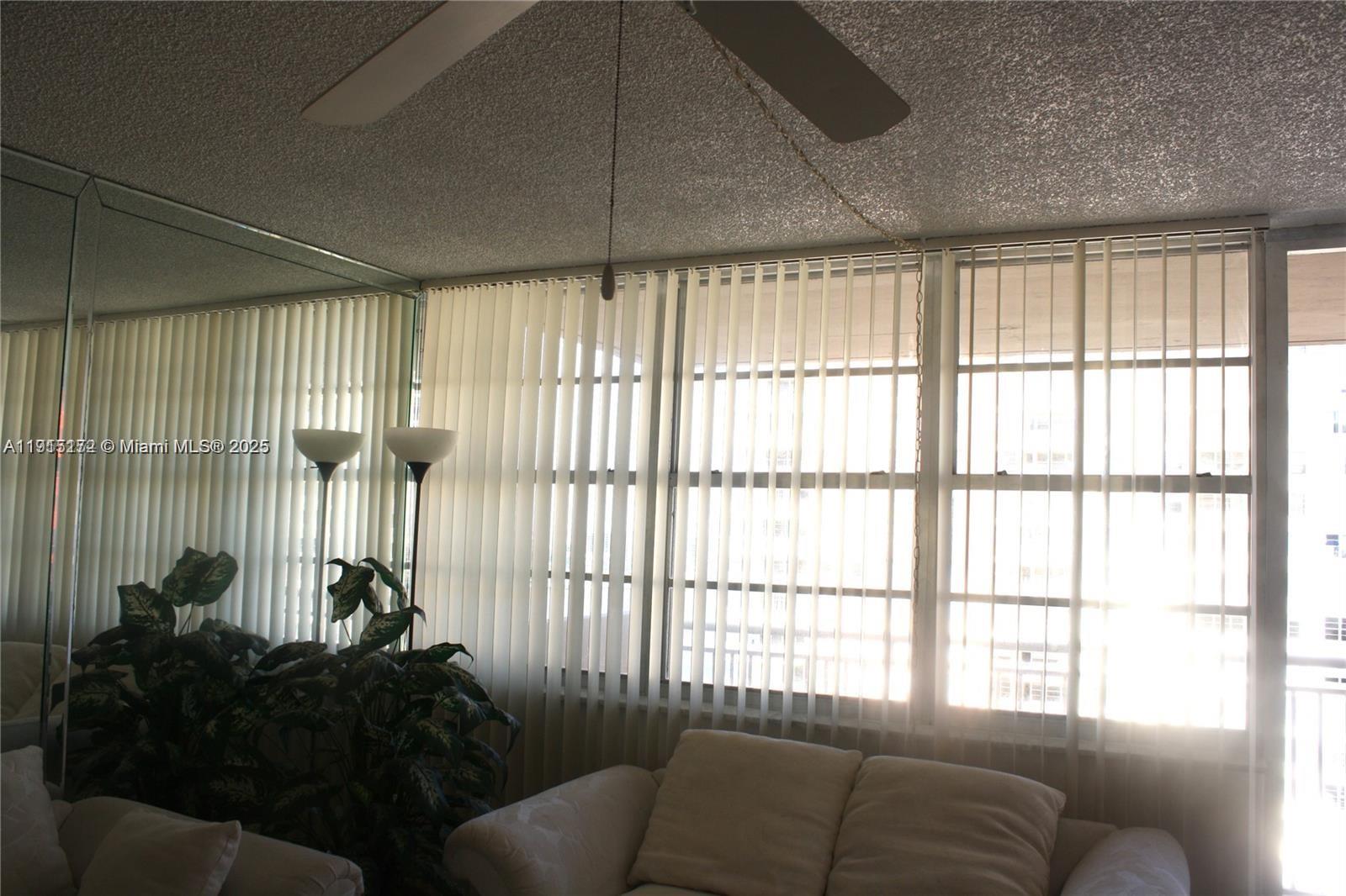 WINSTON TOWERS 100 CONDO - Residential