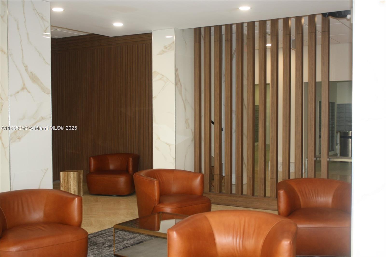 WINSTON TOWERS 100 CONDO - Residential