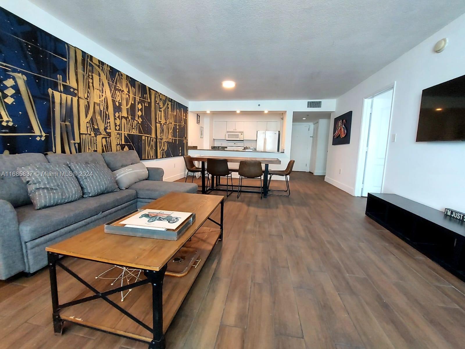 THE CLUB AT BRICKELL BAY - Residential