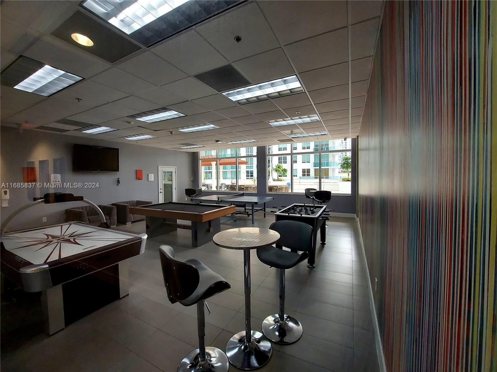 THE CLUB AT BRICKELL BAY - Residential