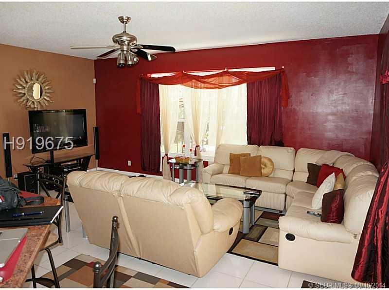 5859 LA GORCE CIR