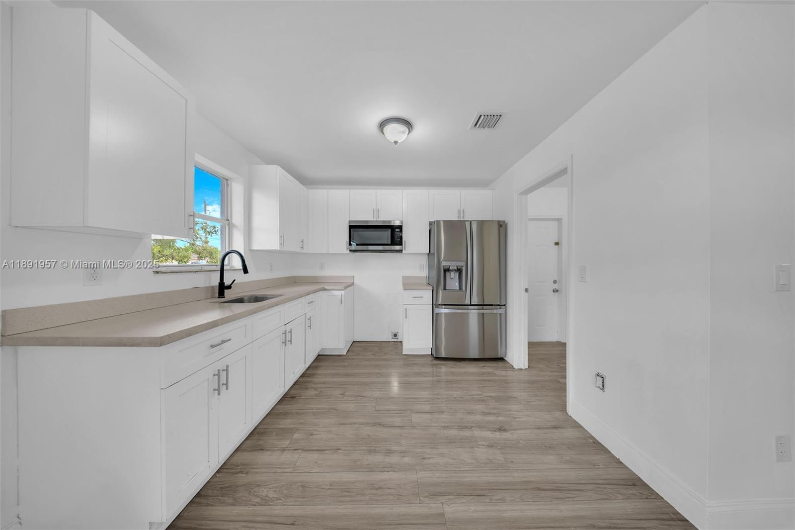 SUNNY LAND PARK - Residential