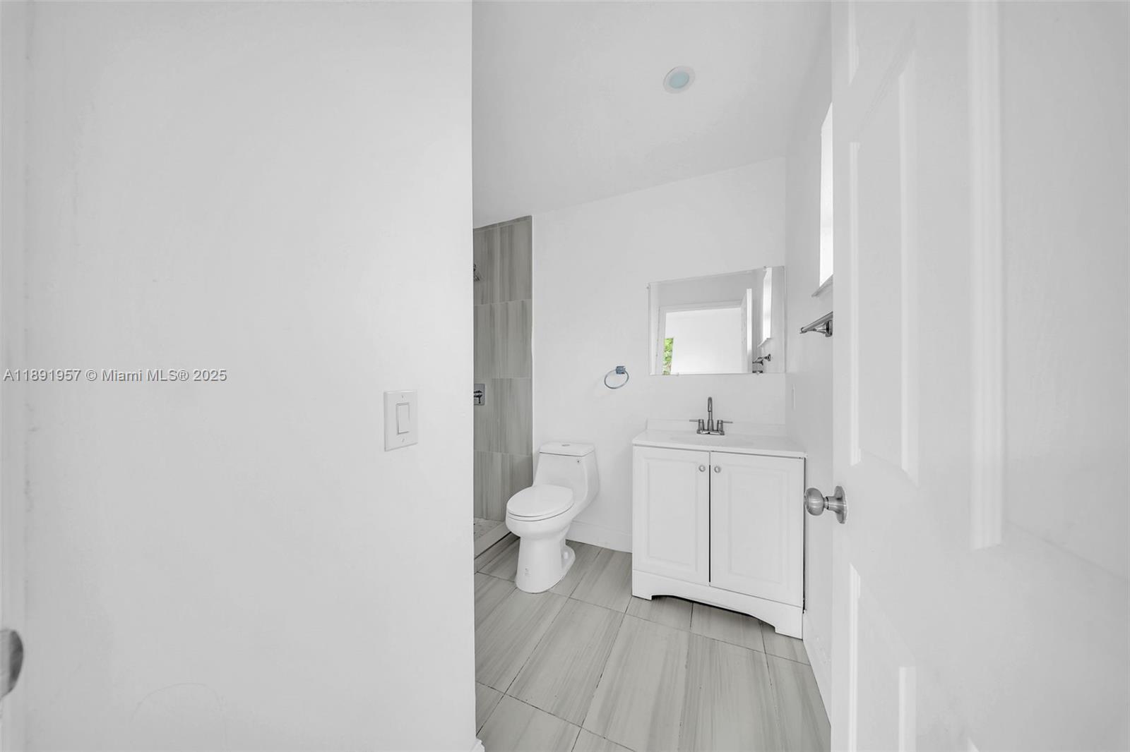 SUNNY LAND PARK - Residential