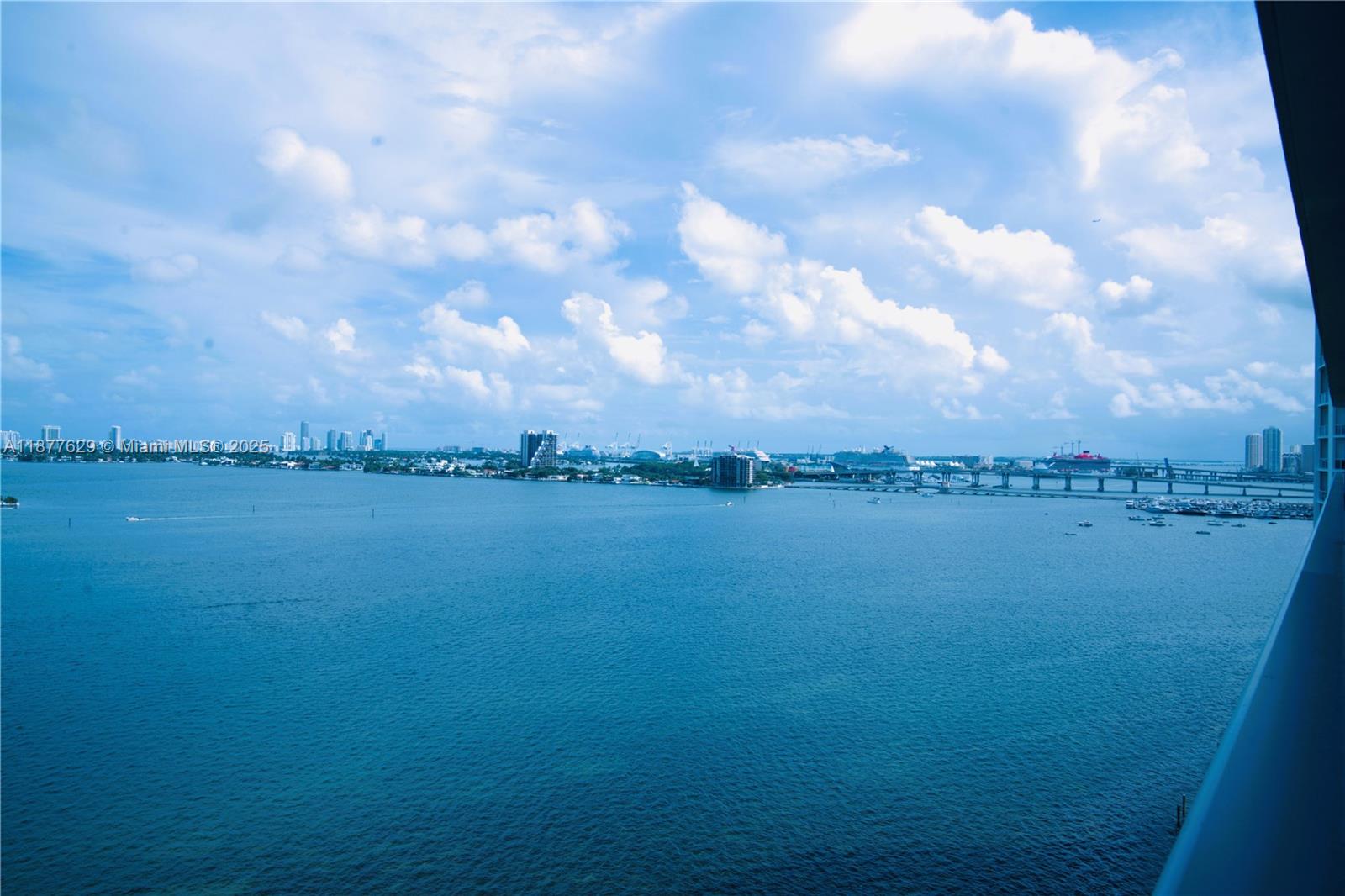 Aria Reserve Miami - Residential