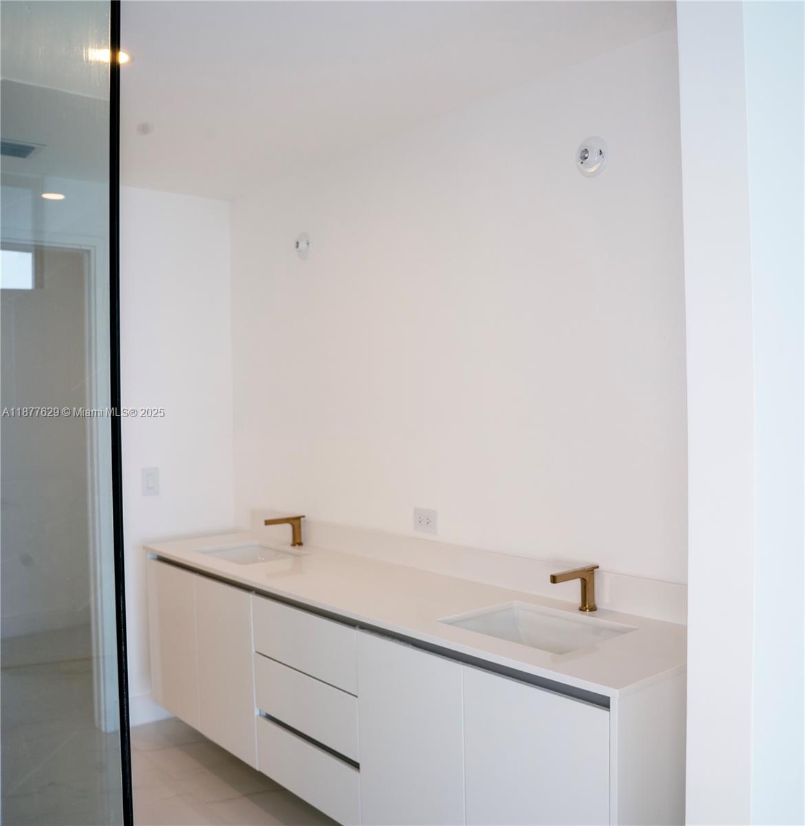 Aria Reserve Miami - Residential