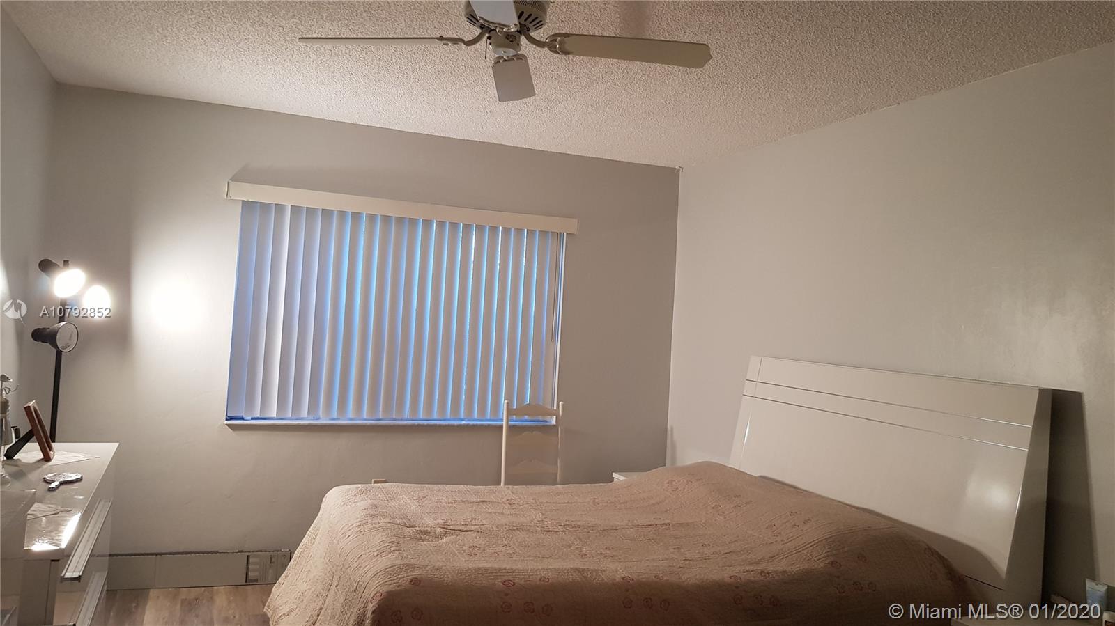 HERITAGE CIRCLE CONDO - Residential