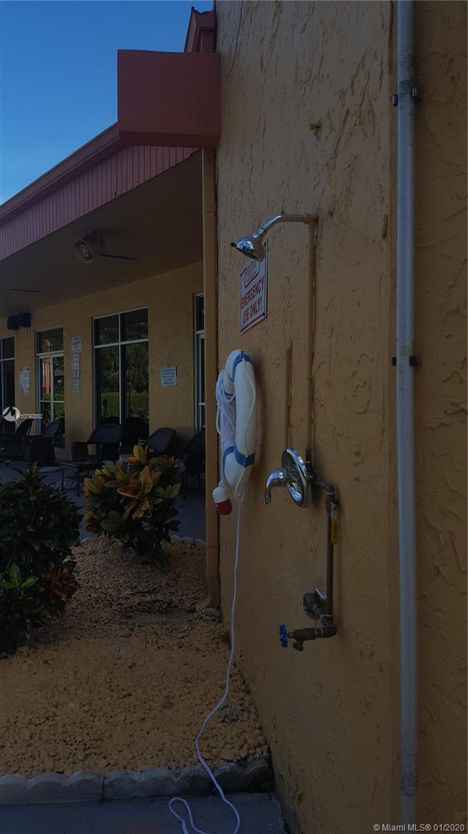 HERITAGE CIRCLE CONDO - Residential