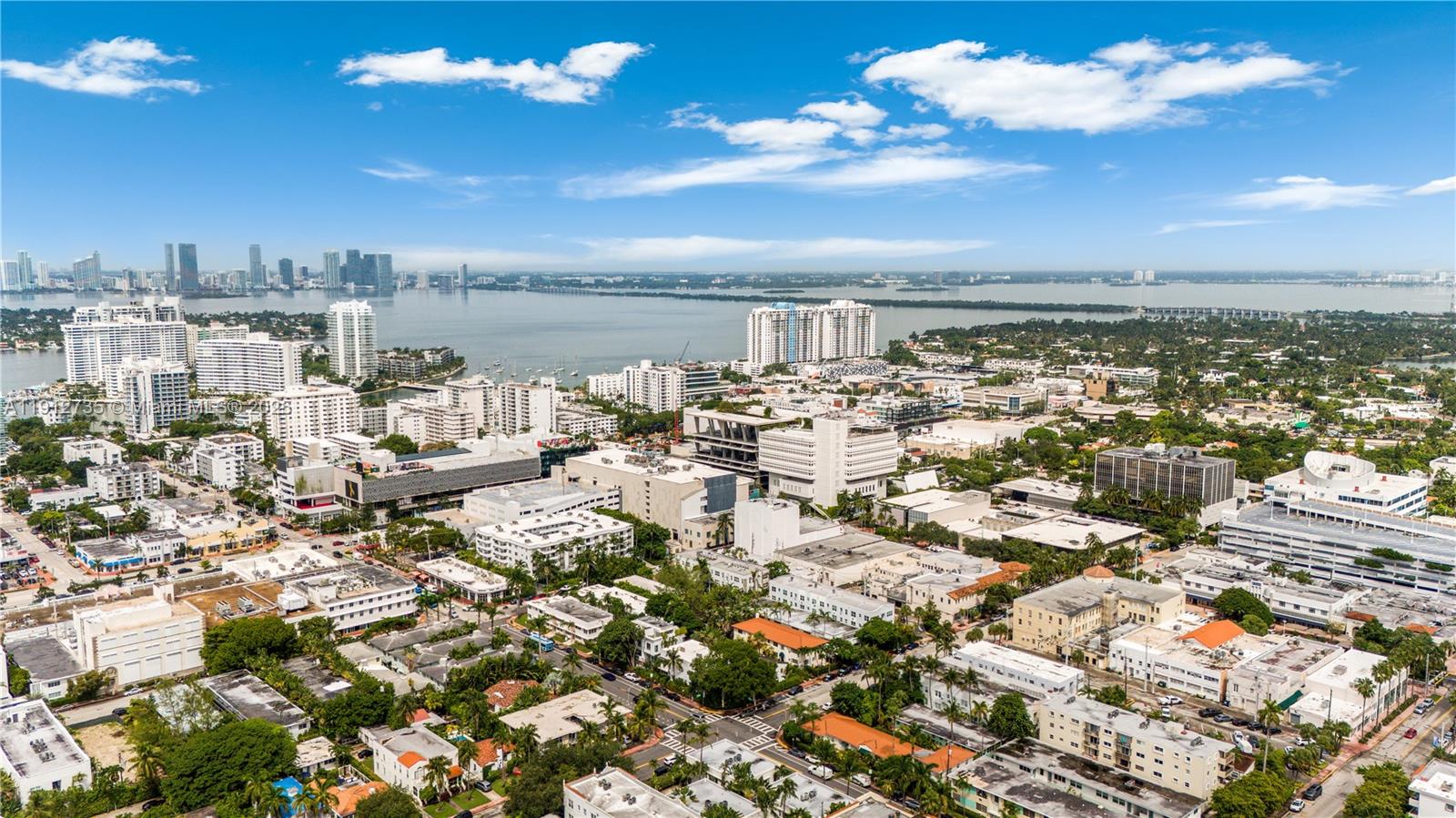 LINCOLN ROAD VILLAS SOUTH - Residential