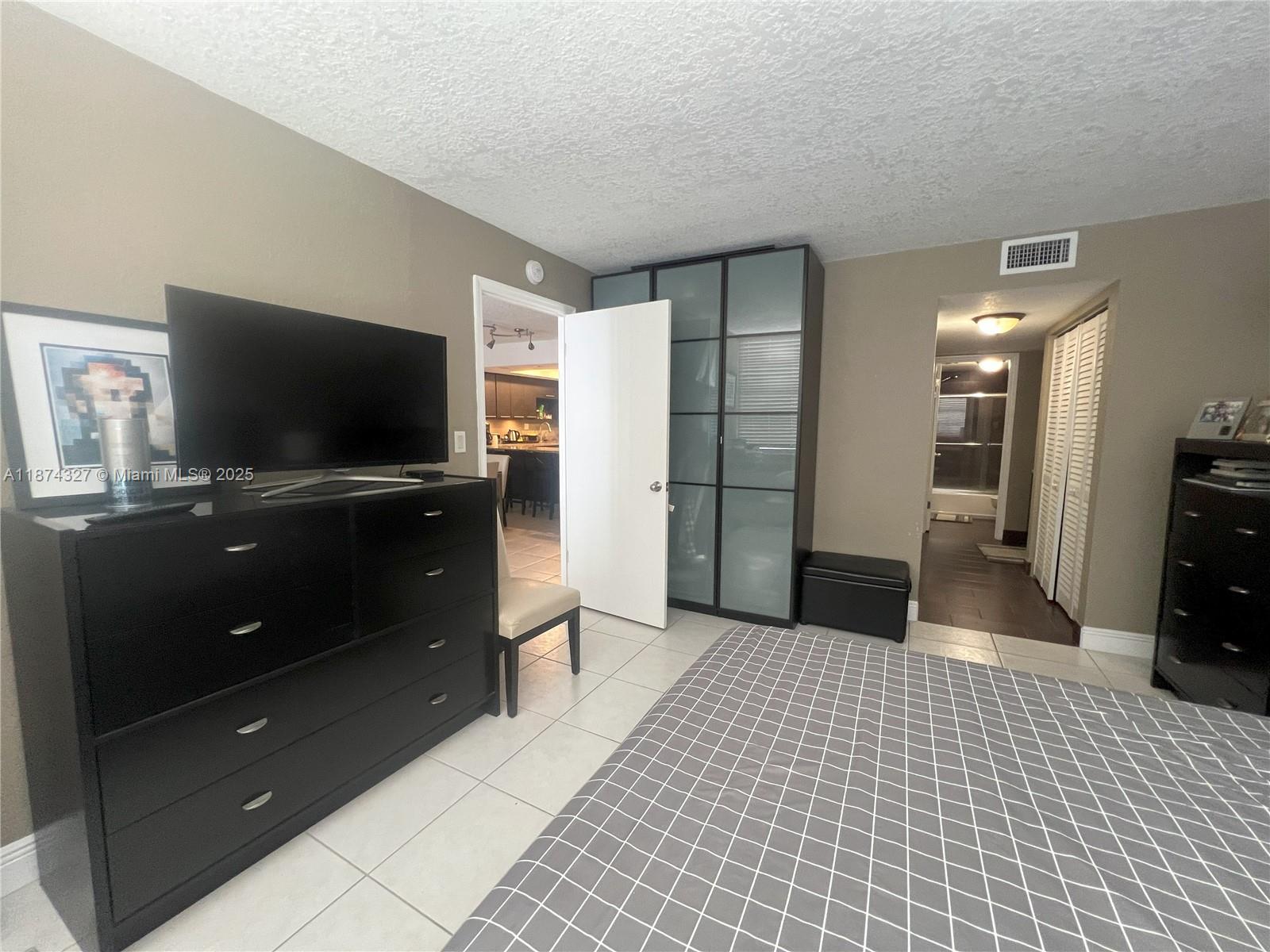 DEL PRADO MARINA - Residential