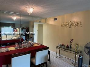 View photos, virtual tours, details... 3571 Inverrary Dr 408