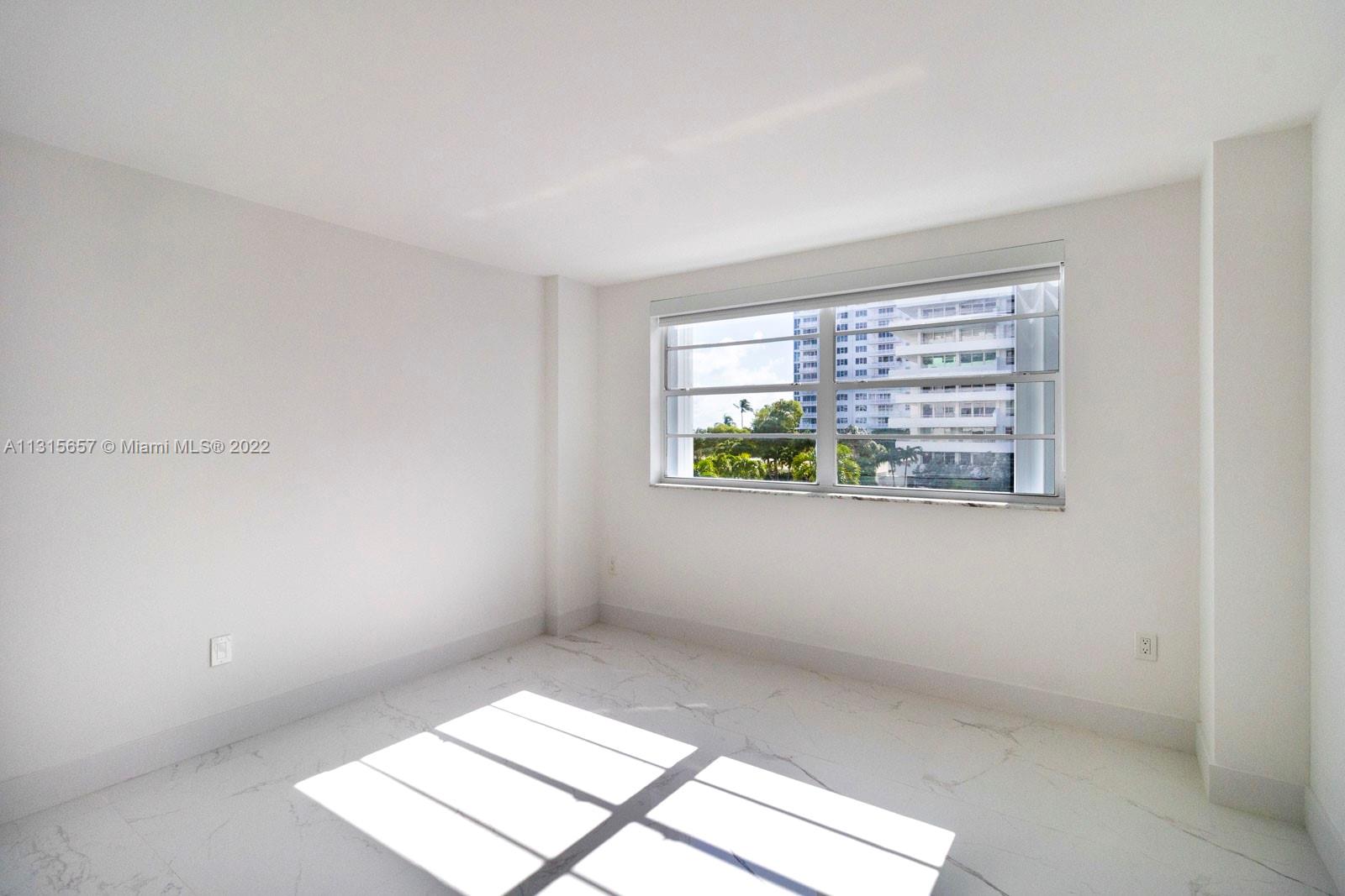 KEY BISCAYNE COMMODORE CL - Residential Lease