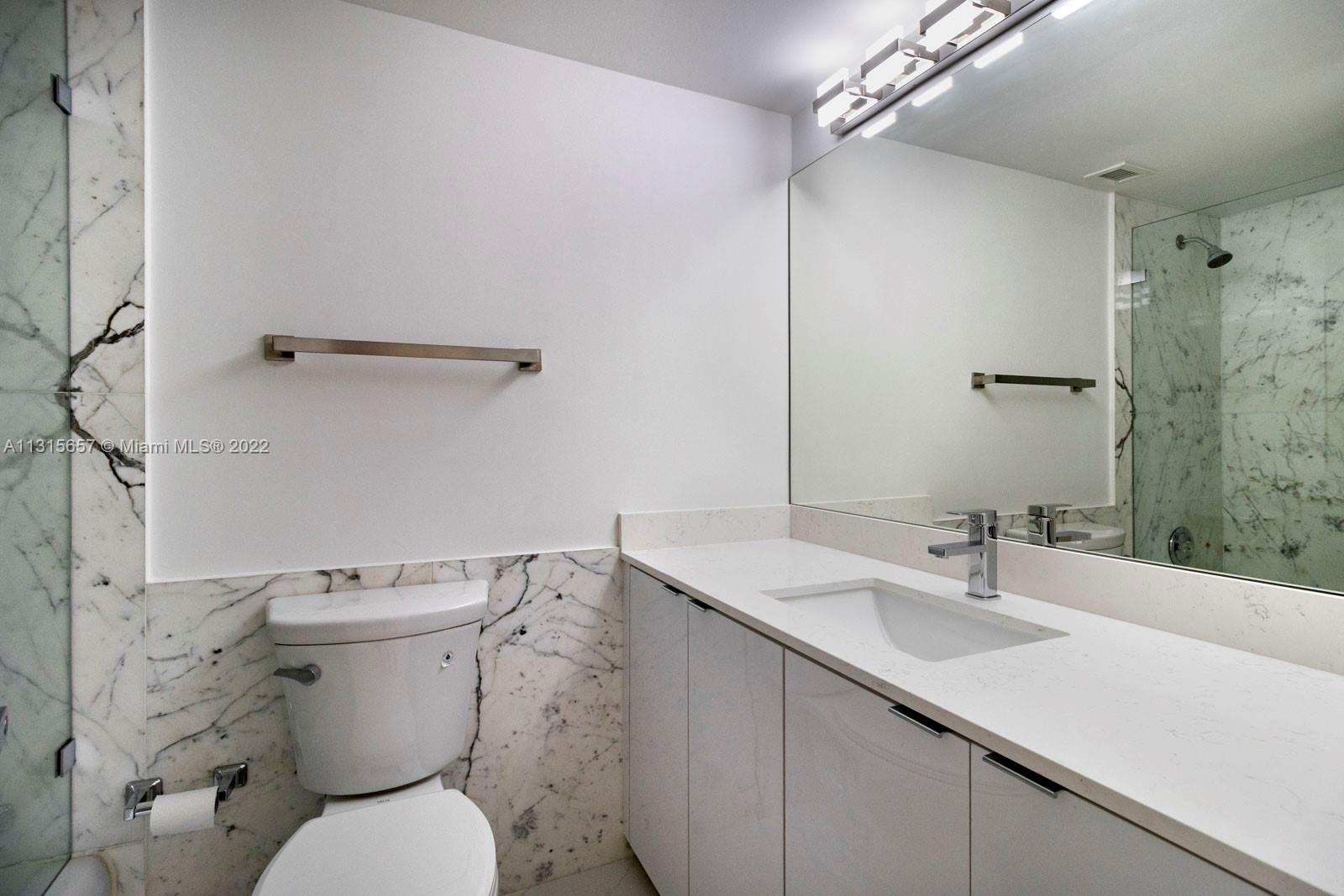 KEY BISCAYNE COMMODORE CL - Residential Lease