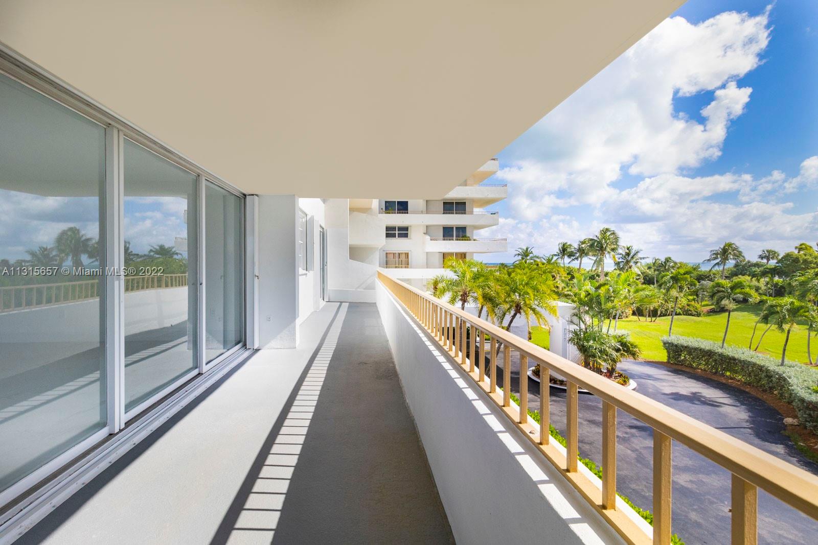 KEY BISCAYNE COMMODORE CL - Residential Lease