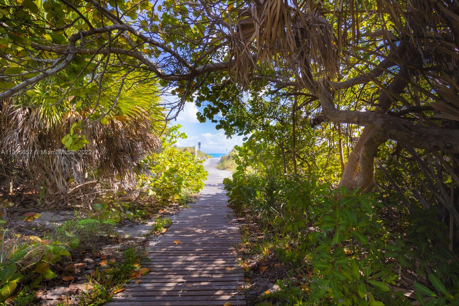 KEY BISCAYNE COMMODORE CL - Residential Lease