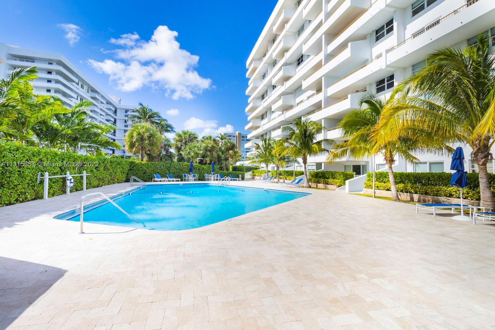 KEY BISCAYNE COMMODORE CL - Residential Lease