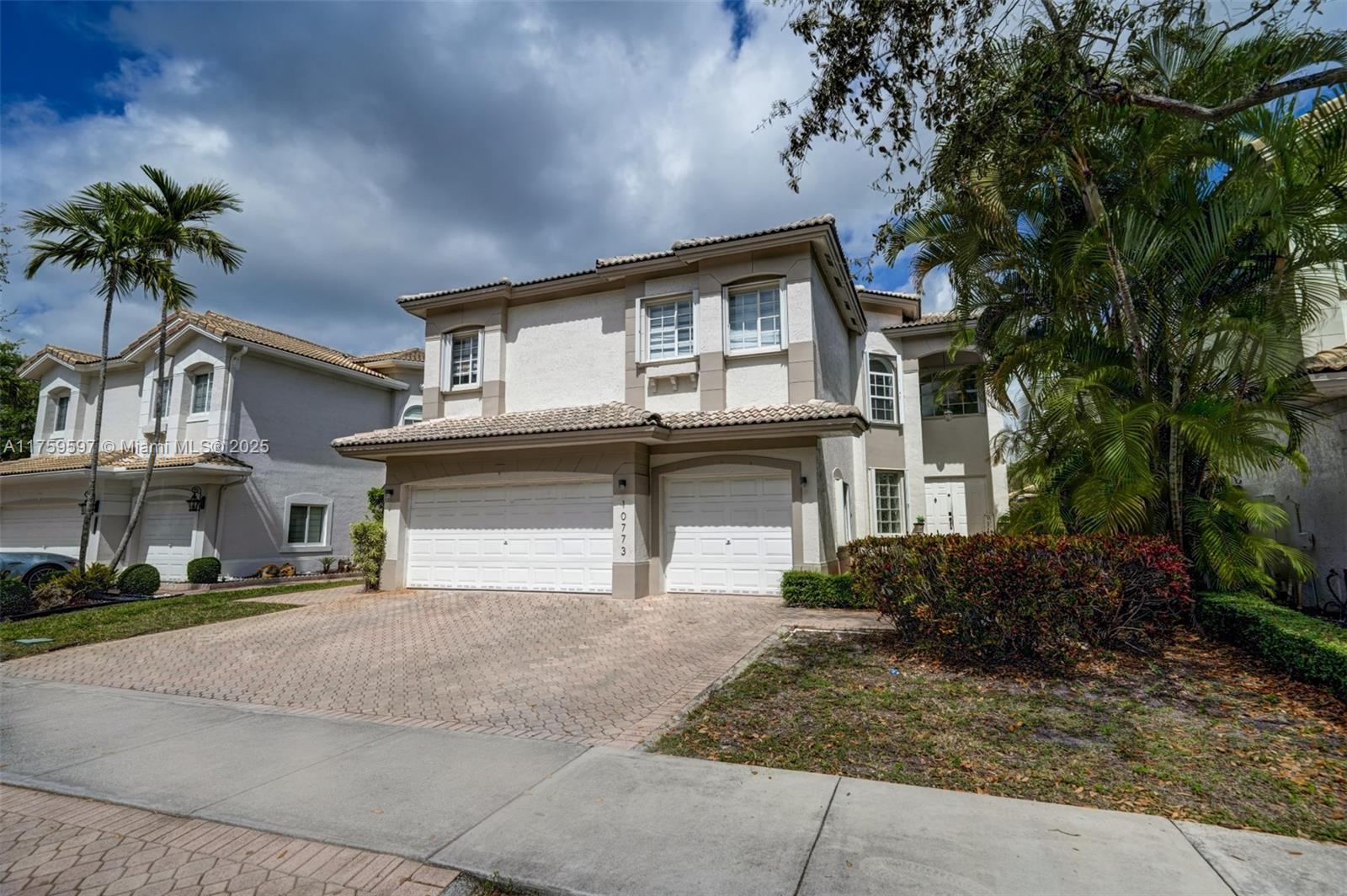 10773 NW 69th Ter 0