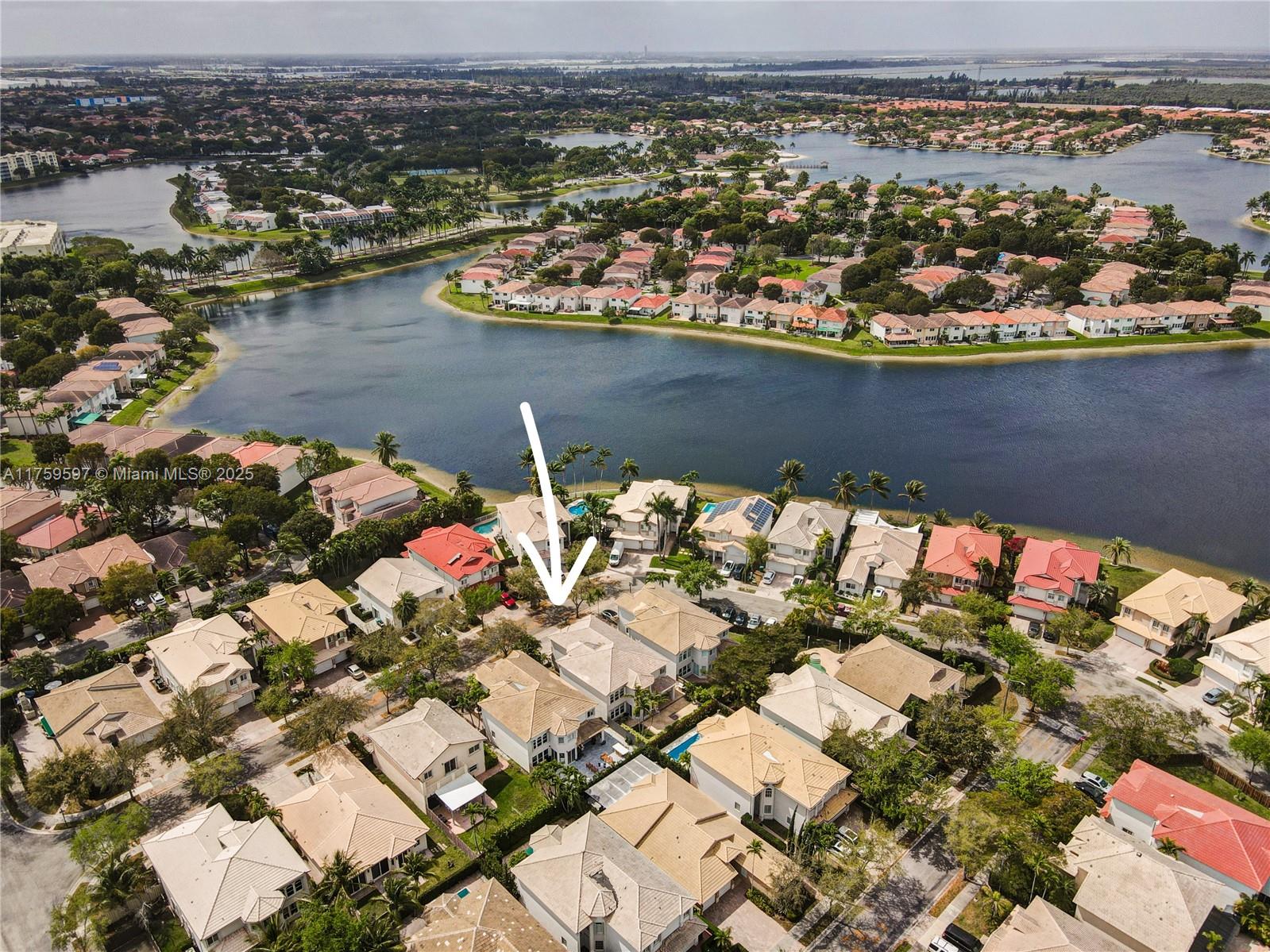10773 Nw 69th Ter, Doral, Miami-Dade County, Florida - 5 Bedrooms  
3 Bathrooms - 