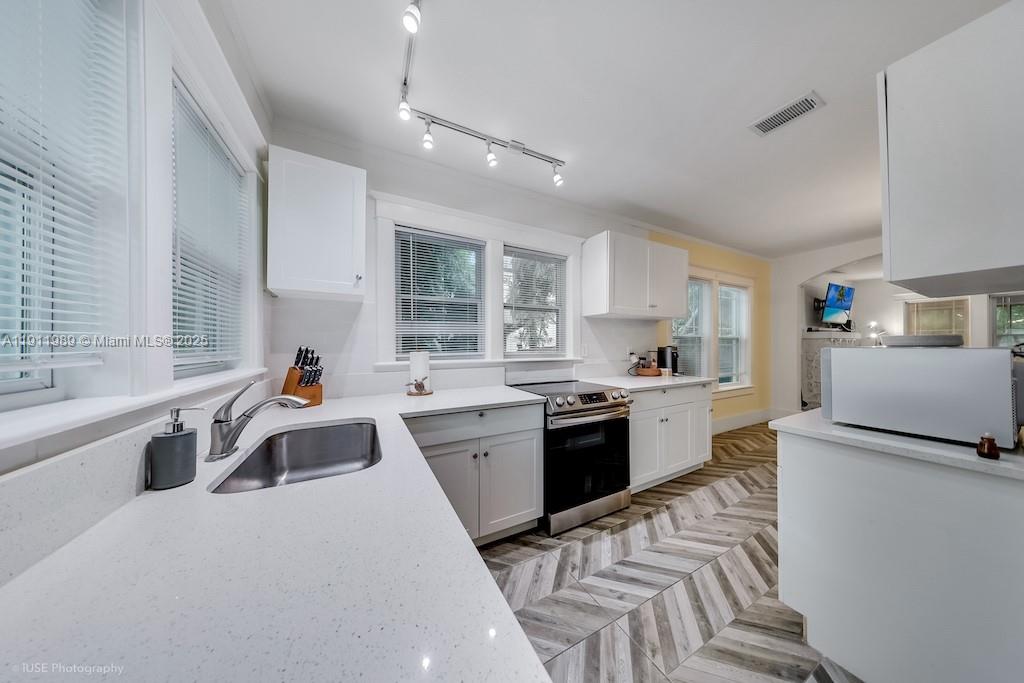 BILTMORE SUB - Residential Lease