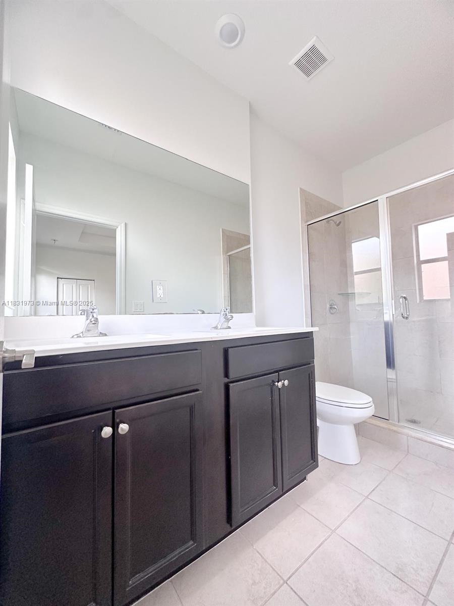 VIA VENTURA NEIGHBORHOOD - Residential