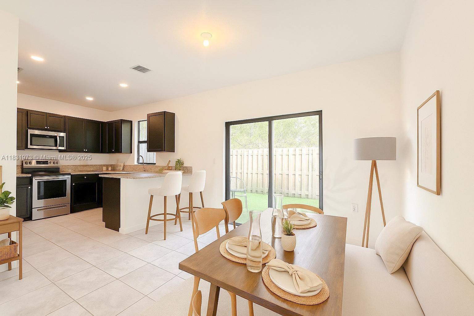 VIA VENTURA NEIGHBORHOOD - Residential