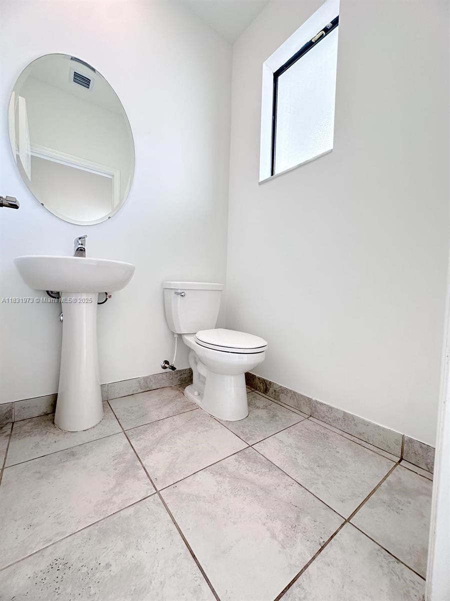 VIA VENTURA NEIGHBORHOOD - Residential