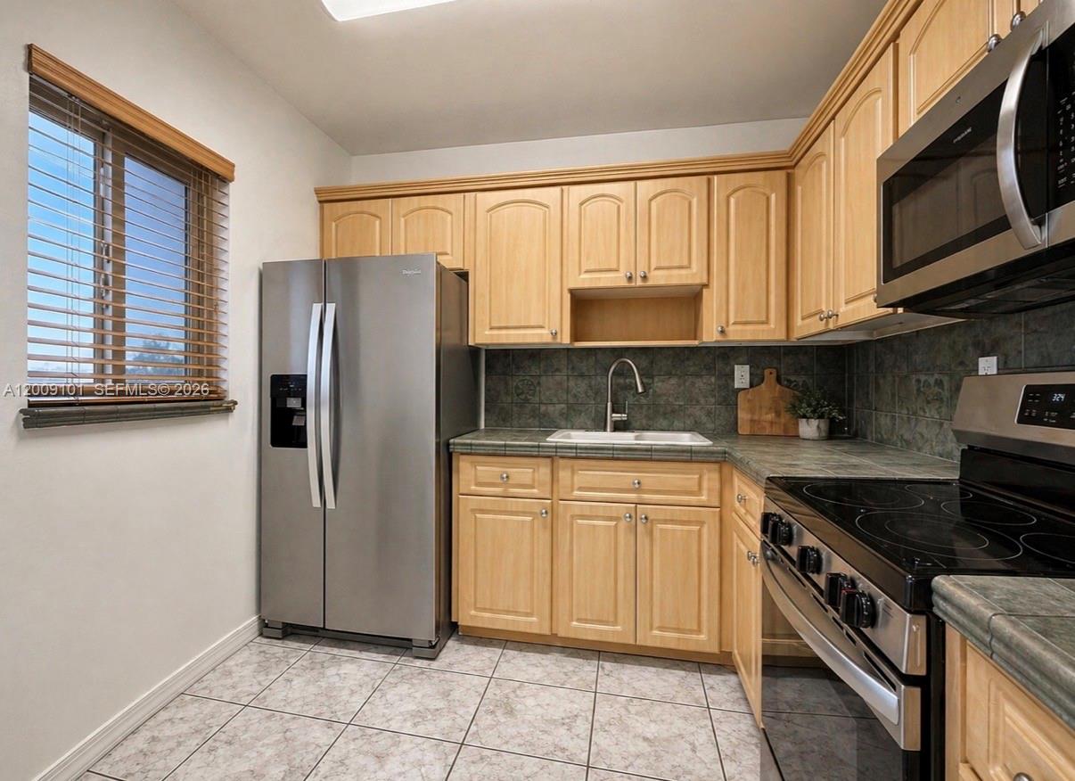 160 Royal Palm Rd 214