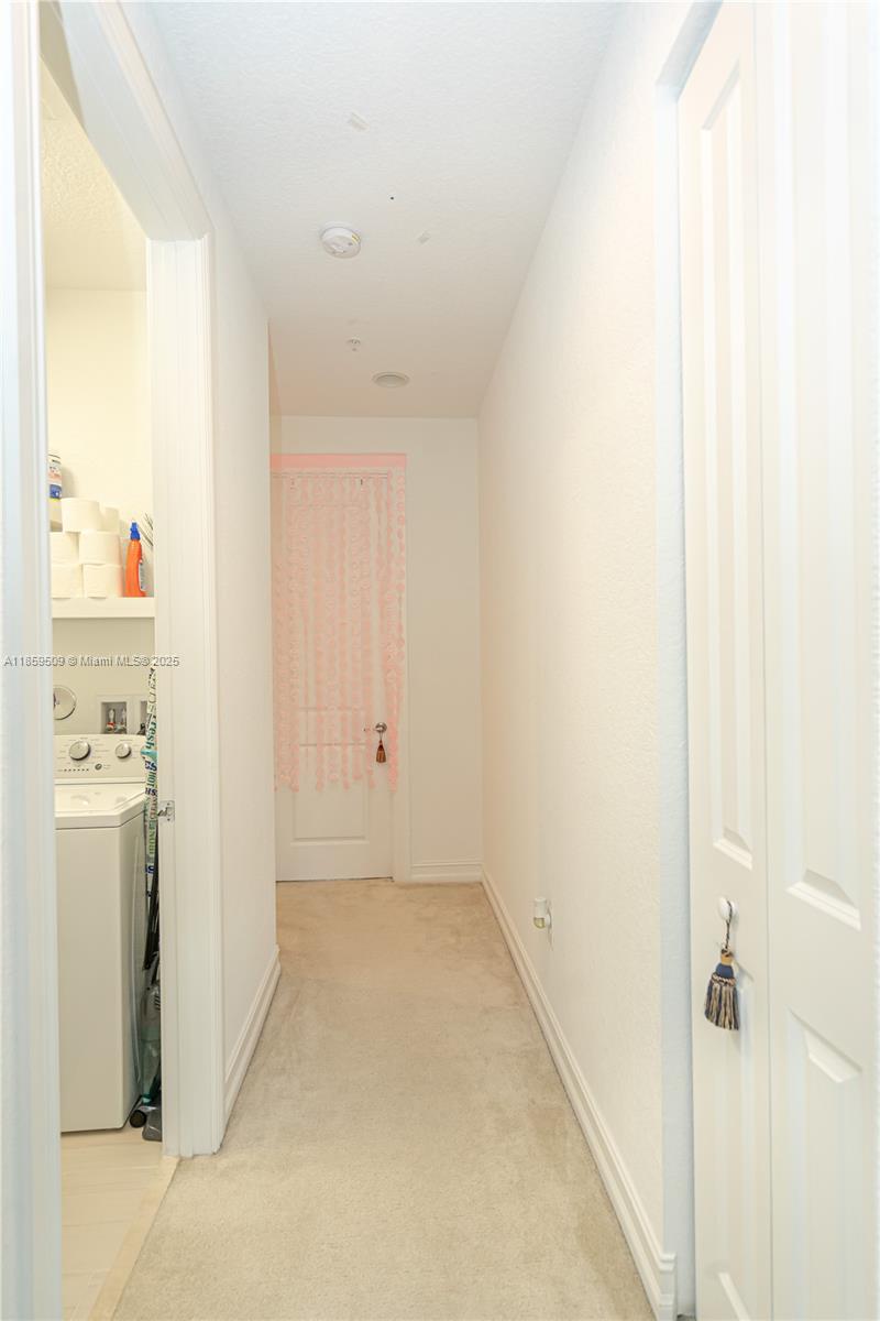 PEMBROKE LAKES SOUTH - Residential