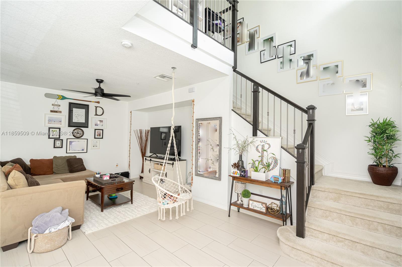 PEMBROKE LAKES SOUTH - Residential