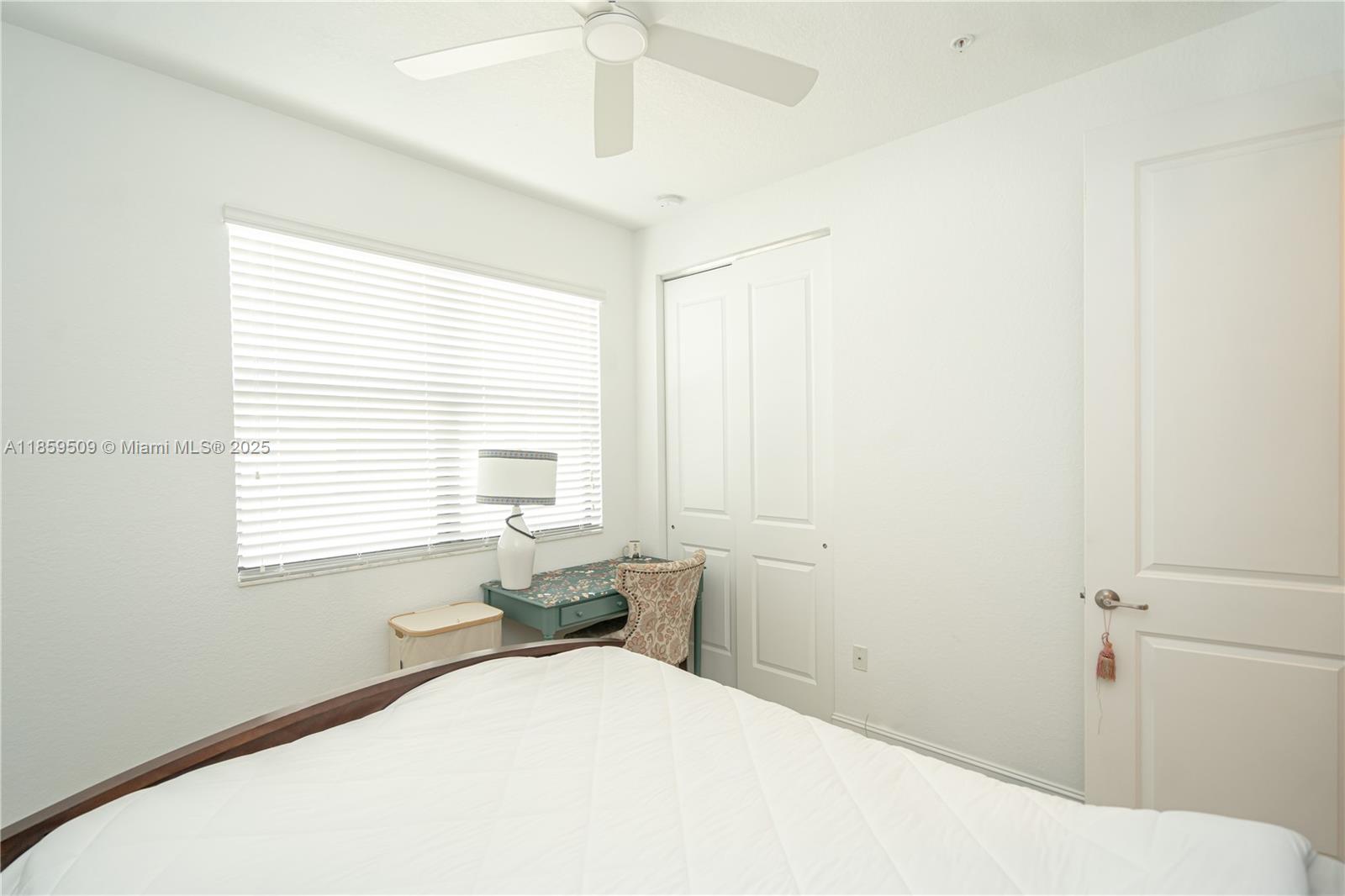 PEMBROKE LAKES SOUTH - Residential