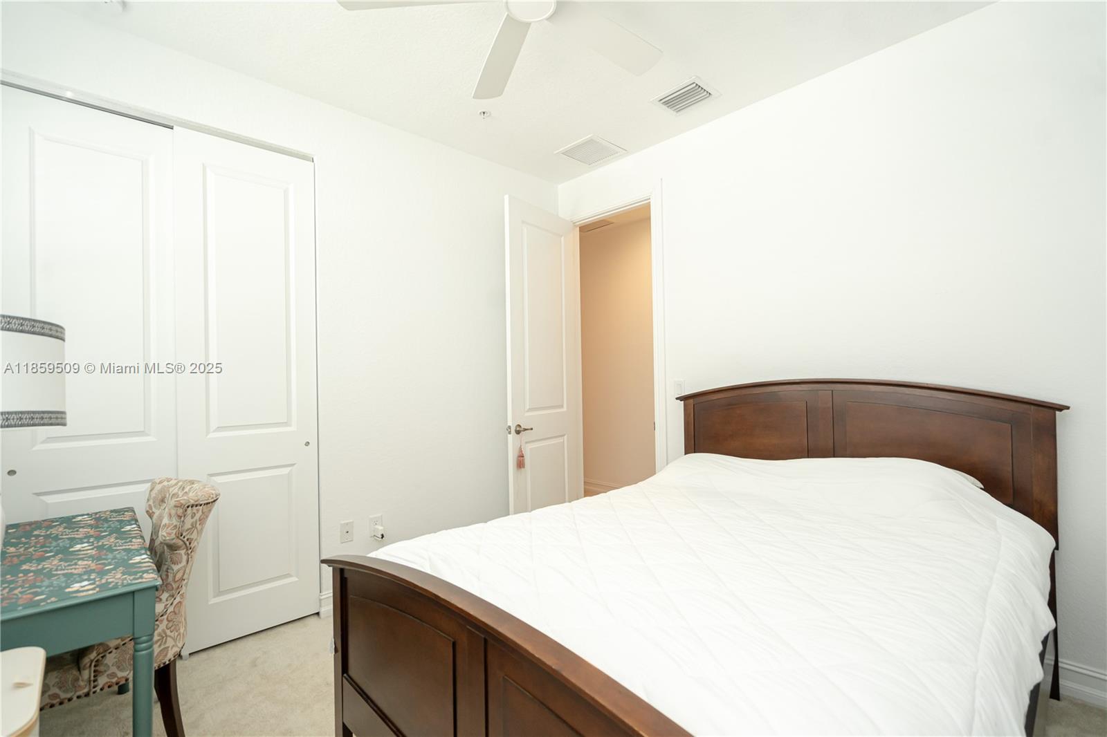 PEMBROKE LAKES SOUTH - Residential