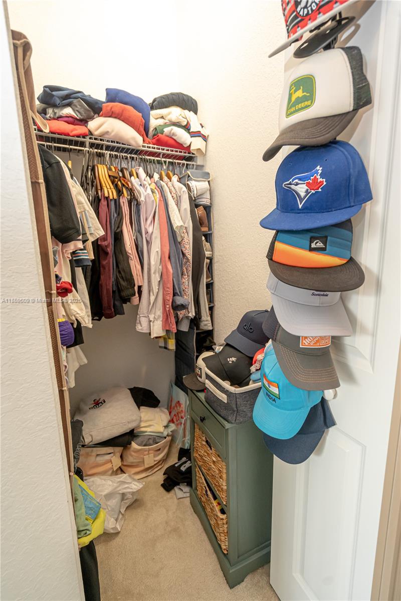 PEMBROKE LAKES SOUTH - Residential