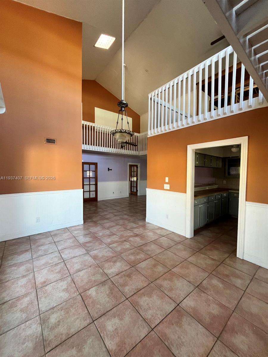 NORTH HOBE SOUND SHORES - Residential